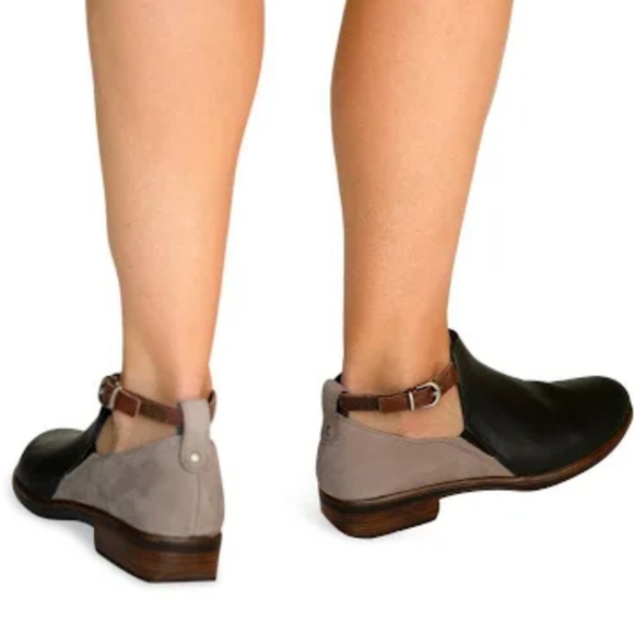 [ Naot Aura Kamsin Black Raven & Taupe Two Tone Leather Ankle Booties ] 39 | 8 - Picture 7 of 15